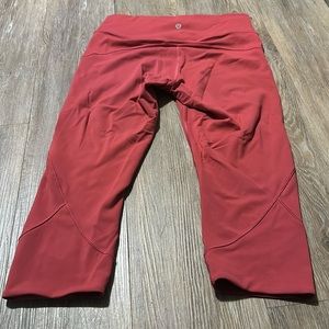 Lululemon In Movement Crops EverLux leggings